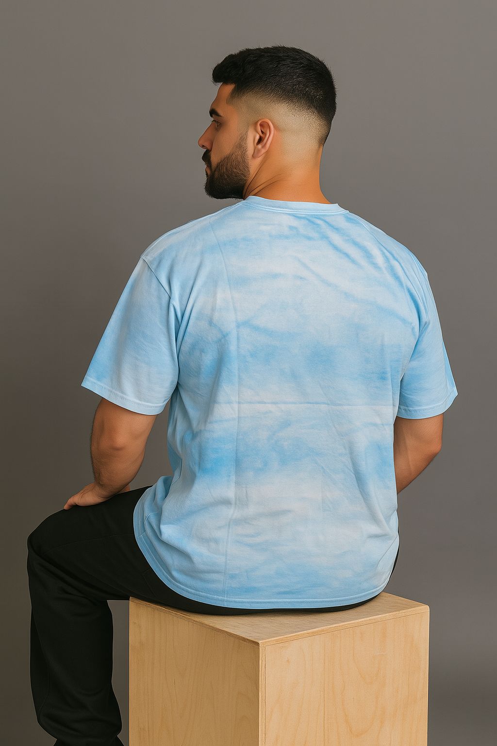 Baggy Fit Monkeys Tshirt White & Sky aaablue
