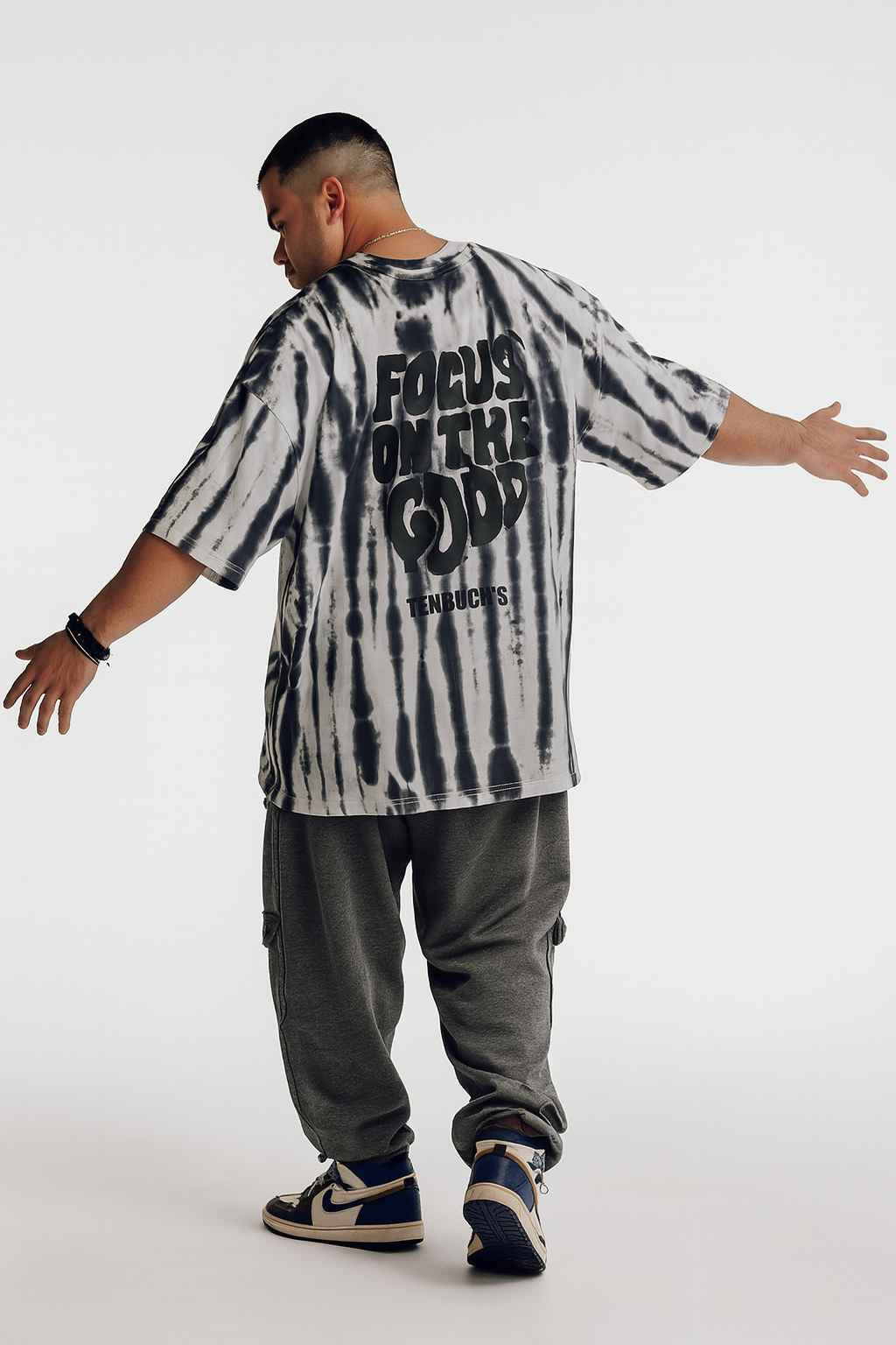 Baggy Fit Tshirt Lilac With Vertical Purple Dye Streaks